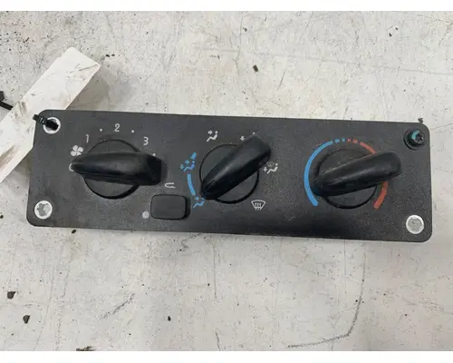 FREIGHTLINER Business Class M2 Heater or Air Conditioner Parts, Misc.