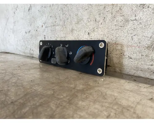 FREIGHTLINER Business Class M2 Heater or Air Conditioner Parts, Misc.