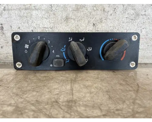 FREIGHTLINER Business Class M2 Heater or Air Conditioner Parts, Misc.