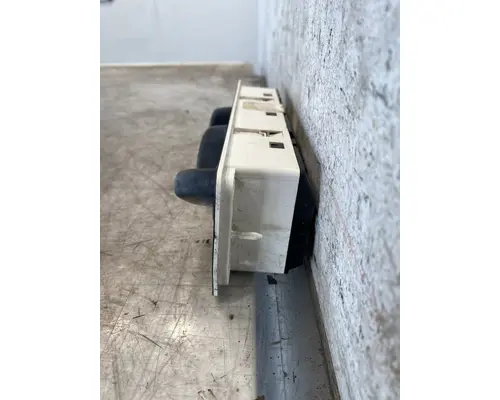 FREIGHTLINER Business Class M2 Heater or Air Conditioner Parts, Misc.