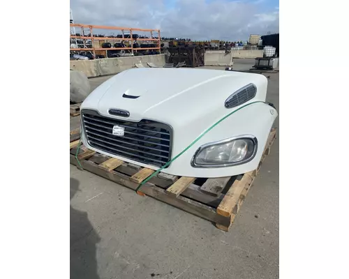 FREIGHTLINER Business Class M2 Hood