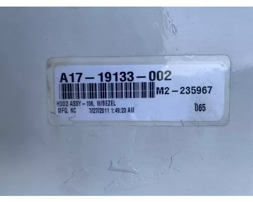 FREIGHTLINER Business Class M2 Hood
