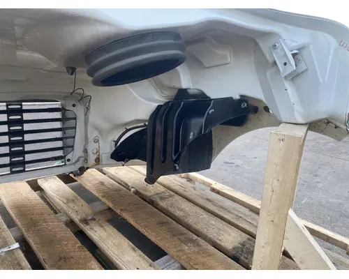 FREIGHTLINER Business Class M2 Hood
