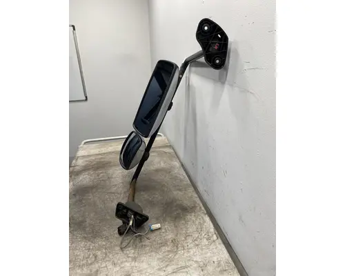 FREIGHTLINER Business Class M2 Mirror (Side View)