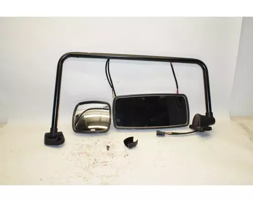 FREIGHTLINER Business Class M2 Mirror