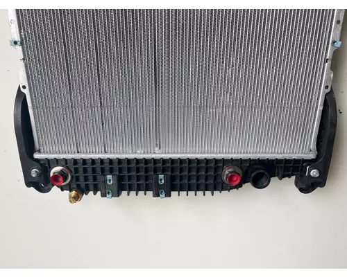 FREIGHTLINER Business Class M2 Radiator