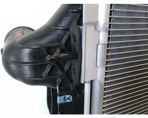 FREIGHTLINER Business Class M2 Radiator