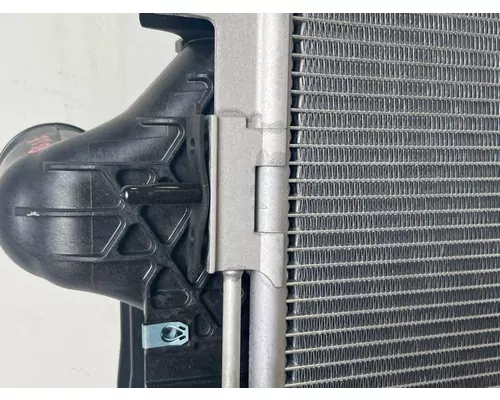 FREIGHTLINER Business Class M2 Radiator