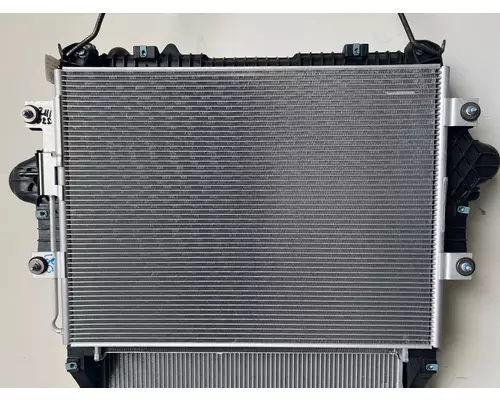 FREIGHTLINER Business Class M2 Radiator