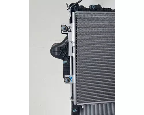 FREIGHTLINER Business Class M2 Radiator