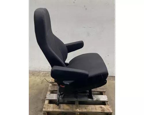 FREIGHTLINER Business Class M2 Seat
