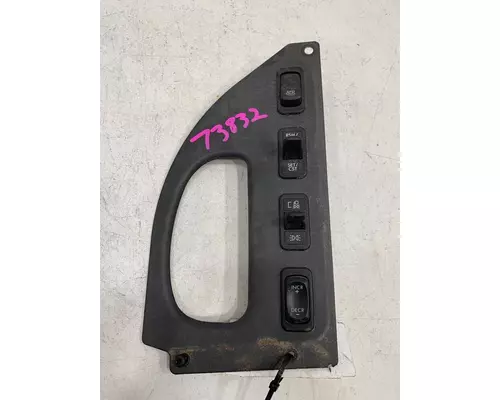 FREIGHTLINER Business Class M2 Switch Panel