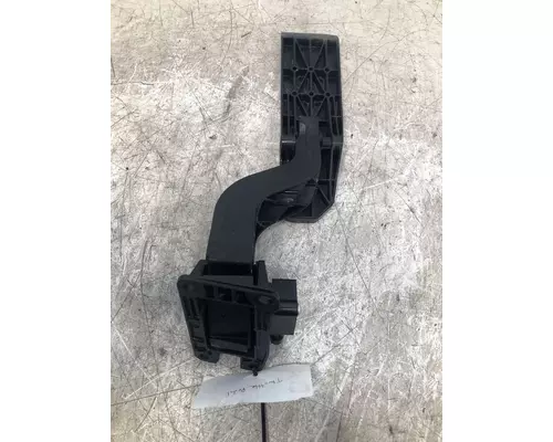 FREIGHTLINER Business Class M2 Throttle Pedal