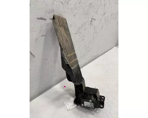 FREIGHTLINER Business Class M2 Throttle Pedal