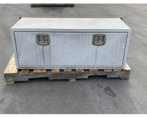 FREIGHTLINER Business Class M2 Tool Box