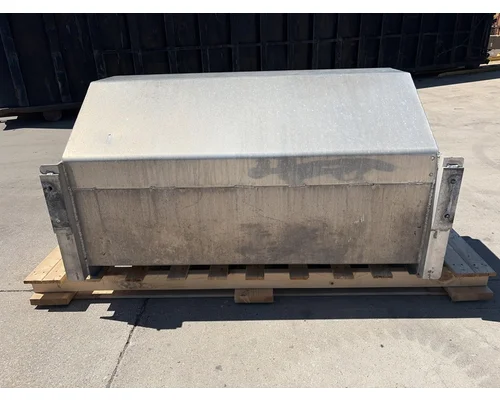 FREIGHTLINER Business Class M2 Tool Box