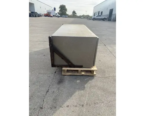 FREIGHTLINER Business Class M2 Tool Box