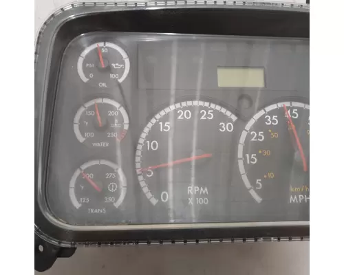 FREIGHTLINER C2 Instrument Cluster