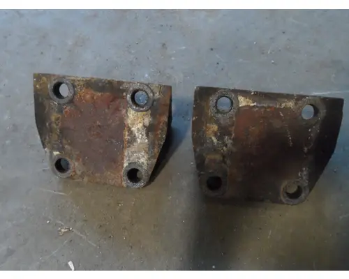 FREIGHTLINER CAB OVER Engine Mounts
