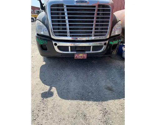 FREIGHTLINER CASCADIA - P3 BUMPER-COMPLETE