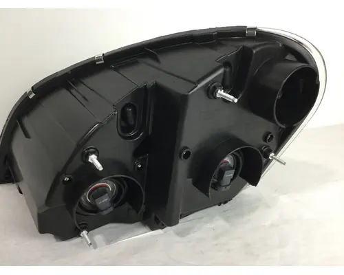 FREIGHTLINER CASCADIA - P3 HEADLAMP