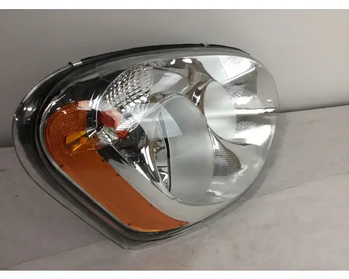 FREIGHTLINER CASCADIA - P3 HEADLAMP