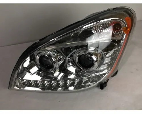 FREIGHTLINER CASCADIA - P3 HEADLAMP