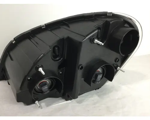 FREIGHTLINER CASCADIA - P3 HEADLAMP