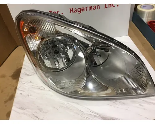 FREIGHTLINER CASCADIA - P3 HEADLAMP