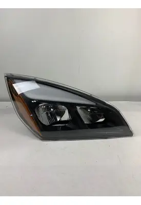 FREIGHTLINER CASCADIA - P4 HEADLAMP