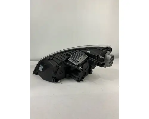 FREIGHTLINER CASCADIA - P4 Headlamp Assembly