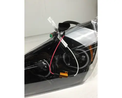 FREIGHTLINER CASCADIA - P4 Headlamp Assembly