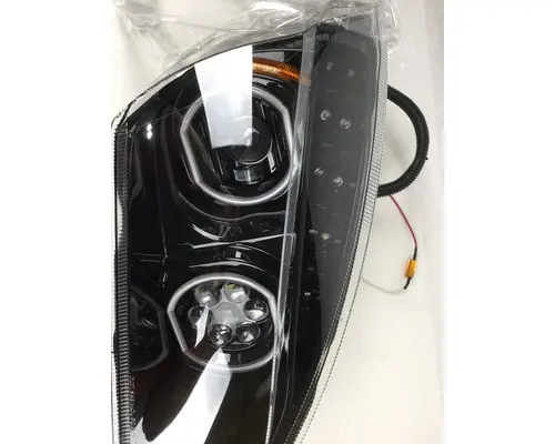 FREIGHTLINER CASCADIA - P4 Headlamp Assembly