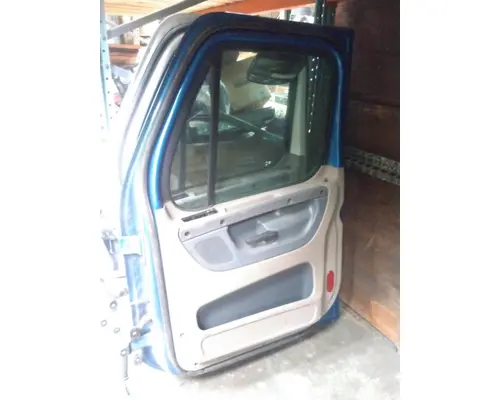 FREIGHTLINER CASCADIA 113-125 DOOR ASSEMBLY, FRONT