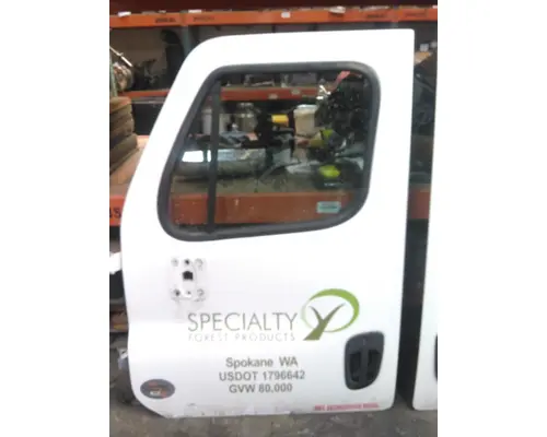 FREIGHTLINER CASCADIA 113-125 DOOR ASSEMBLY, FRONT