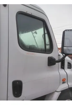 FREIGHTLINER CASCADIA 113-125 DOOR ASSEMBLY, FRONT
