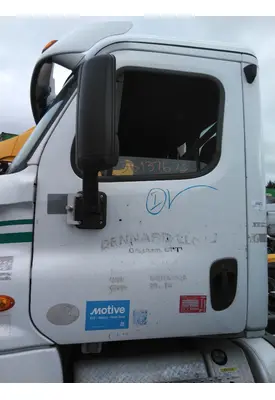 FREIGHTLINER CASCADIA 113-125 DOOR ASSEMBLY, FRONT