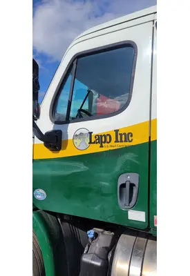 FREIGHTLINER CASCADIA 113-125 DOOR ASSEMBLY, FRONT