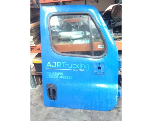 FREIGHTLINER CASCADIA 113-125 DOOR ASSEMBLY, FRONT
