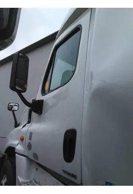 FREIGHTLINER CASCADIA 113-125 DOOR ASSEMBLY, FRONT