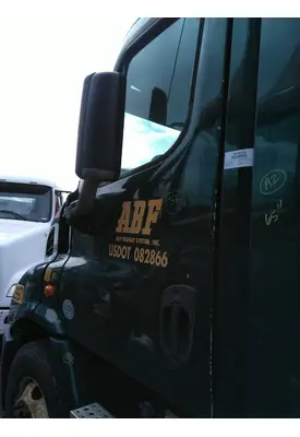 FREIGHTLINER CASCADIA 113-125 DOOR ASSEMBLY, FRONT