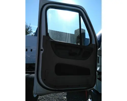 FREIGHTLINER CASCADIA 113-125 DOOR ASSEMBLY, FRONT