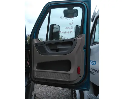 FREIGHTLINER CASCADIA 113-125 DOOR ASSEMBLY, FRONT