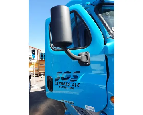 FREIGHTLINER CASCADIA 113-125 DOOR ASSEMBLY, FRONT