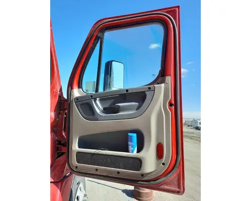 FREIGHTLINER CASCADIA 113-125 DOOR ASSEMBLY, FRONT