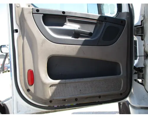 FREIGHTLINER CASCADIA 113-125 DOOR ASSEMBLY, FRONT