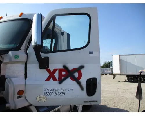 FREIGHTLINER CASCADIA 113-125 DOOR ASSEMBLY, FRONT