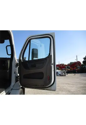 FREIGHTLINER CASCADIA 113-125 DOOR ASSEMBLY, FRONT