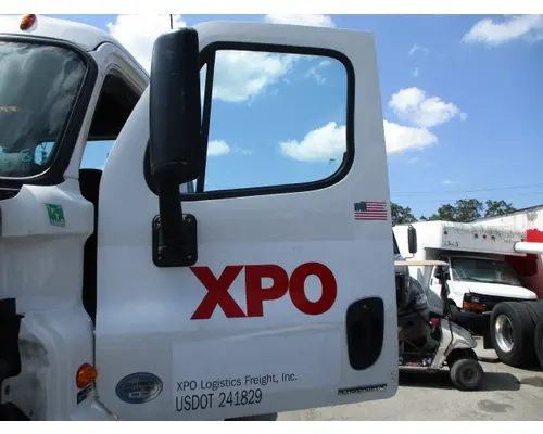 FREIGHTLINER CASCADIA 113-125 DOOR ASSEMBLY, FRONT