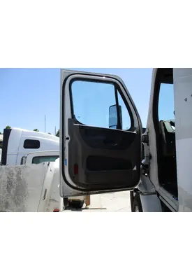 FREIGHTLINER CASCADIA 113-125 DOOR ASSEMBLY, FRONT